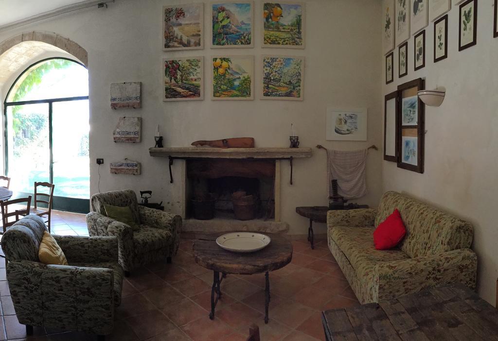 Tenuta Sant'Andrea Giuggianello Luaran gambar