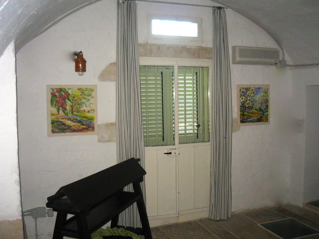 Tenuta Sant'Andrea Giuggianello Bilik gambar